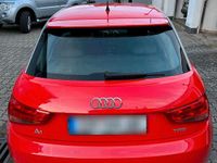 Gebraucht Audi A1 85 PS (62 kW) 2010 Rot Kleinwagen