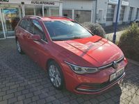 Gebraucht VW Golf VIII Style 131 PS (96 kW) 2022 Rot Limousine