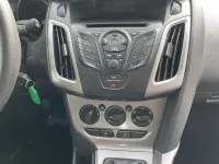 Gebraucht Ford Focus Trend 125 PS (91 kW) 2014 Schwarz Limousine