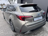 Gebraucht Toyota Corolla Team 196 PS (144 kW) 2023 Manganbronze metallic Kombi
