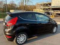 Gebraucht Ford Fiesta Trend 82 PS (60 kW) 2009 Blau Kleinwagen