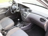 Gebraucht Ford Focus Viva 116 PS (85 kW) 2004 Silber Limousine