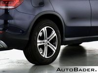 Gebraucht Mercedes GLC220 Exclusive 194 PS (142 kW) 2022 890 cavansitblau (metallic) SUV