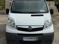 Gebraucht Opel Vivaro 145 PS (106 kW) 2008 Weiß Van / Kleinbus