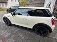 Second-hand Mini ONE 112 CP (82 kW) 2015 Alb Hatchback