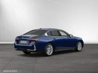 Gebraucht BMW 520 Sport Line 197 PS (144 kW) 2025 Bmw individual tansanitblau metallic Limousine