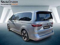 Gebraucht VW Multivan Style 150 PS (110 kW) 2025 Silber Van / Kleinbus