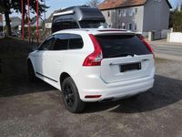 Gebraucht Volvo XC60 Summum 163 PS (119 kW) 2013 Crystal white pearl / metallic SUV
