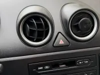 Gebraucht Ford Fiesta 66 PS (48 kW) 2002 Silber Kleinwagen