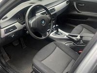 Second-hand BMW 320 150 CP (110 kW) 2007 Argintiu Berlinǎ