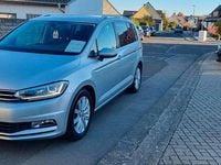 Gebraucht VW Touran Highline 150 PS (110 kW) 2017 Silber Van / Kleinbus
