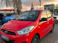 Gebraucht Hyundai i10 69 PS (50 kW) 2013 Rot Kleinwagen