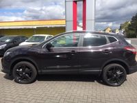 Gebraucht Nissan Qashqai N-Connecta 131 PS (96 kW) 2017 Andere farbe metallic SUV