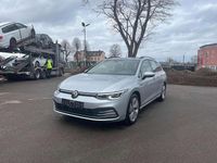 Gebraucht VW Golf VIII Style 131 PS (96 kW) 2021 Reflexsilber metallic Kombi