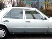 Gebraucht Mercedes E320 220 PS (161 kW) 1994 Silber Kombi