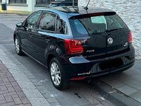 Gebraucht VW Polo LOUNGE 90 PS (66 kW) 2015 Schwarz Kleinwagen