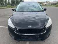 Używany Ford Focus Trend 125 KM (91 kW) 2015 Czarny Kombi