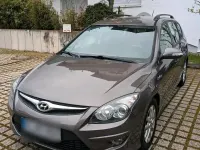 Gebraucht Hyundai i30 Comfort 116 PS (85 kW) 2012 Braun Kombi
