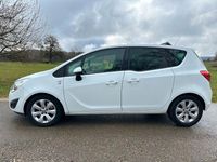 Gebraucht Opel Meriva 110 PS (80 kW) 2012 Weiß Van / Kleinbus