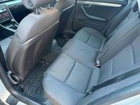 Gebraucht Audi A4 163 PS (119 kW) 2005 Grau Kombi