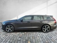 Gebraucht Volvo V60 Ultimate 456 PS (335 kW) 2022 Platinum grey metallic (metallic) Kombi