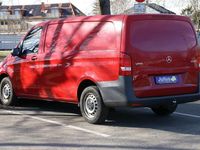 Gebraucht Mercedes Vito 114 PS (83 kW) 2016 Rot Van