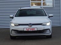 Gebraucht VW Golf VIII Life 150 PS (110 kW) 2023 Pure white Kombi