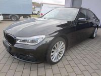 Gebraucht BMW 730 265 PS (194 kW) 2018 Black sapphire metallic Limousine