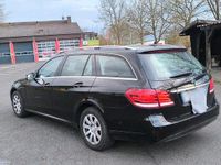 Gebraucht Mercedes E250 204 PS (150 kW) 2014 Schwarz Kombi