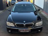 Gebraucht BMW 740 306 PS (225 kW) 2006 Schwarz Limousine