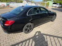 Gebraucht Mercedes E220 194 PS (142 kW) 2019 Schwarz Limousine