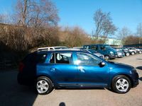 Gebraucht Dacia Logan MCV Celebration 90 PS (66 kW) 2016 Blau Kombi