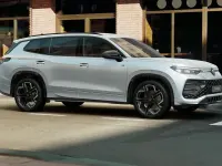 Gebraucht VW Tayron R-line 193 PS (141 kW) 2025 Oyster silver metallic SUV