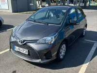 Gebraucht Toyota Yaris 70 PS (51 kW) 2016 Grau Limousine