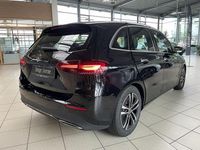 Gebraucht Mercedes B200 Advanced Plus 163 PS (119 kW) 2025 Schwarz Van / Kleinbus