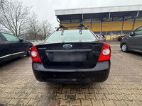 Gebraucht Ford Focus 101 PS (74 kW) 2008 Schwarz Limousine