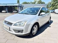 Gebraucht Ford Focus Ghia 116 PS (85 kW) 2006 Silber Limousine