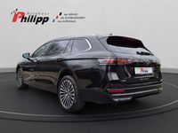 Gebraucht VW Passat Elegance 150 PS (110 kW) 2024 Grenadillschwarz Kombi