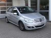 Gebraucht Mercedes B180 109 PS (80 kW) 2010 Silber Van / Kleinbus