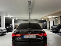 Gebraucht Lexus IS300h 223 PS (164 kW) 2017 Schwarz Limousine