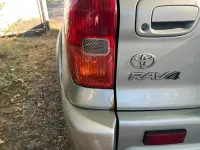 Gebraucht Toyota RAV4 150 PS (110 kW) 2001 Silber SUV