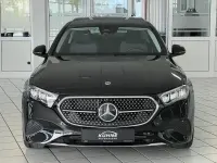 Gebraucht Mercedes E220 Advanced 197 PS (144 kW) 2025 Lack obsidianschwarz Limousine