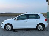 Gebraucht VW Golf VI 80 PS (58 kW) 2009 Weiß Kleinwagen