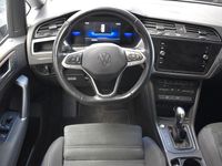 Gebraucht VW Touran Comfortline 150 PS (110 kW) 2022 Weiß Van / Kleinbus