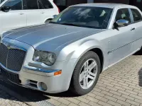 Second-hand Chrysler 300C 218 CP (160 kW) 2008 Argintiu Berlinǎ