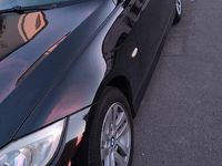Gebraucht BMW 318 143 PS (105 kW) 2008 Schwarz Limousine