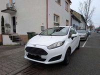 Gebraucht Ford Fiesta Trend 60 PS (44 kW) 2014 Weiß Kleinwagen