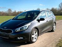 Gebraucht Kia Ceed 128 PS (94 kW) 2013 Grau Kleinwagen