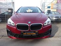 Gebraucht BMW 218 140 PS (102 kW) 2019 Flamencorot brillant Van / Kleinbus