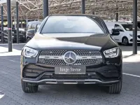 Gebraucht Mercedes GLC300e AMG 306 PS (225 kW) 2022 Obsidianschwarz metallic Coupé